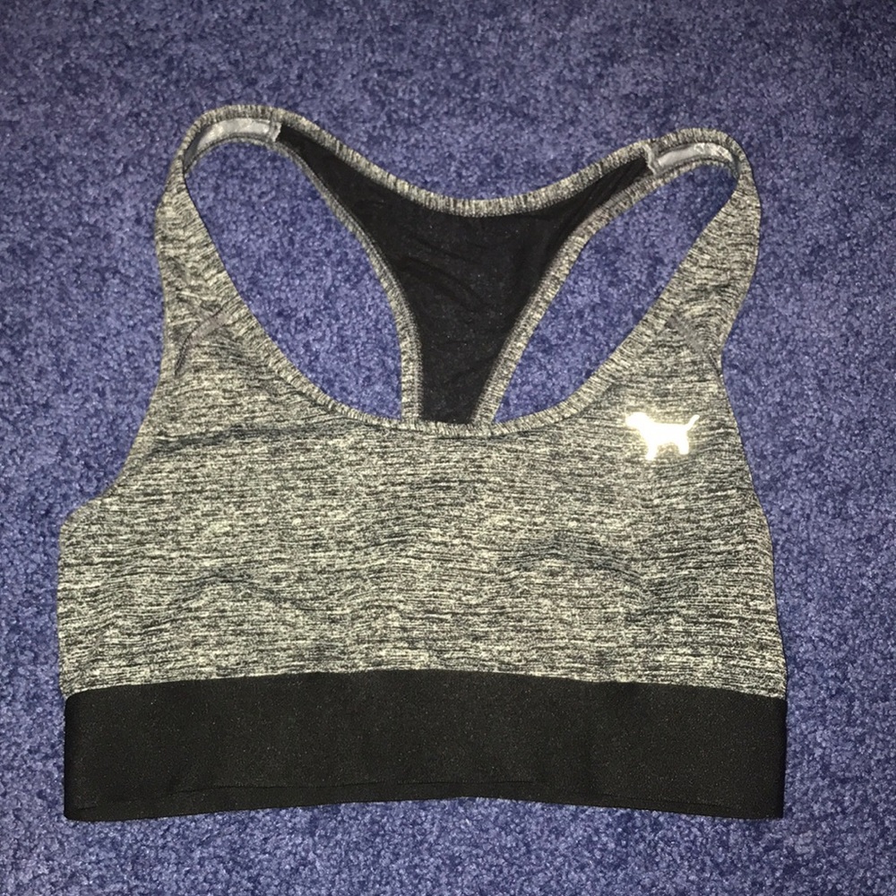 Women’s sports bra